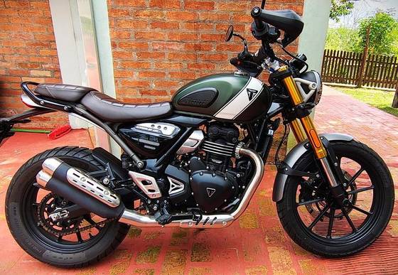 TRIUMPH SCRAMBLER 400 X 